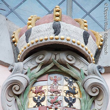 "Wappen" an der Franzosenkirche (Schwabach, Städteregion Nürnberg)