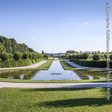 Bayreuth, Eremitage, Hofgarten, Kanalgarten mit Blick auf die südlich gelegene Hügellandschaft (AF 26)
