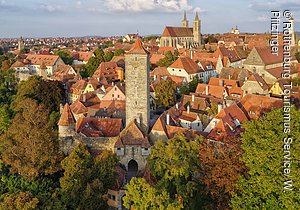 Blick auf das Burgtor, Rothenburg ob der Tauber