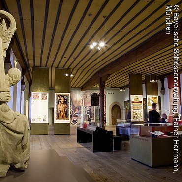 Blick in die Dauerausstellung „Kaiser-Reich-Stadt”, Kaiserburg Nürnberg