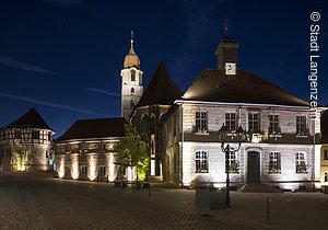 Langenzenn, Rathaus bei Nacht