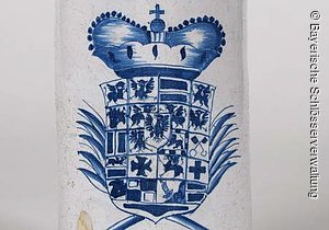 Fayence-Krug mit markgräflichen Wappen, Ansbach