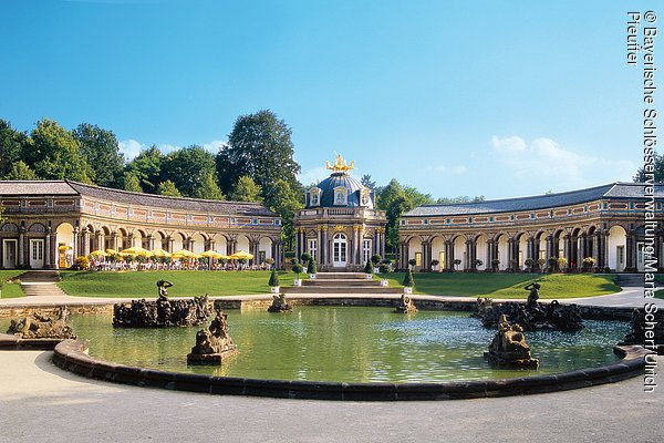 Eremitage, Neues Schloss, Blick vom großen Bassin auf den Sonnentempel, Bayreuth