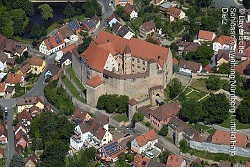 Cadolzburg bei Fürth (Nürnberg), Luftbild der Burg von Süden
